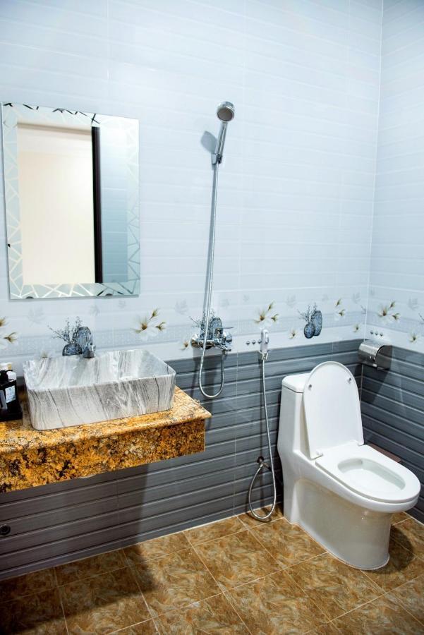 Minh Lam Hotel Pleiku Zewnętrze zdjęcie