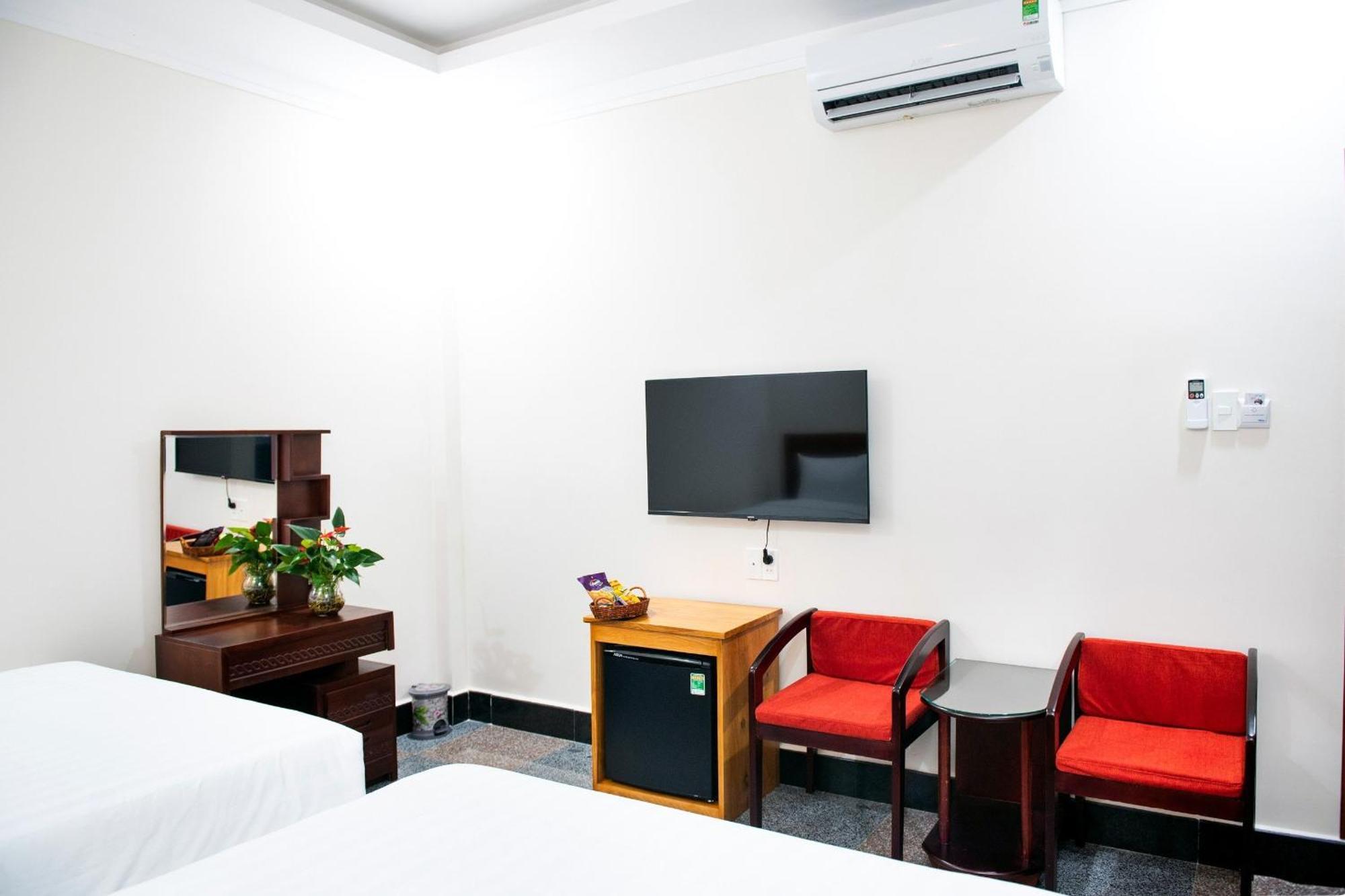 Minh Lam Hotel Pleiku Zewnętrze zdjęcie
