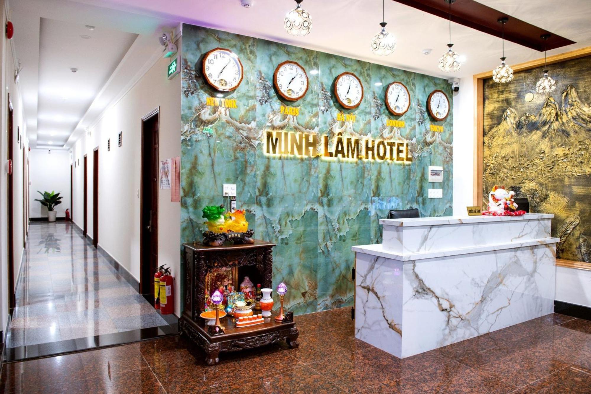 Minh Lam Hotel Pleiku Zewnętrze zdjęcie